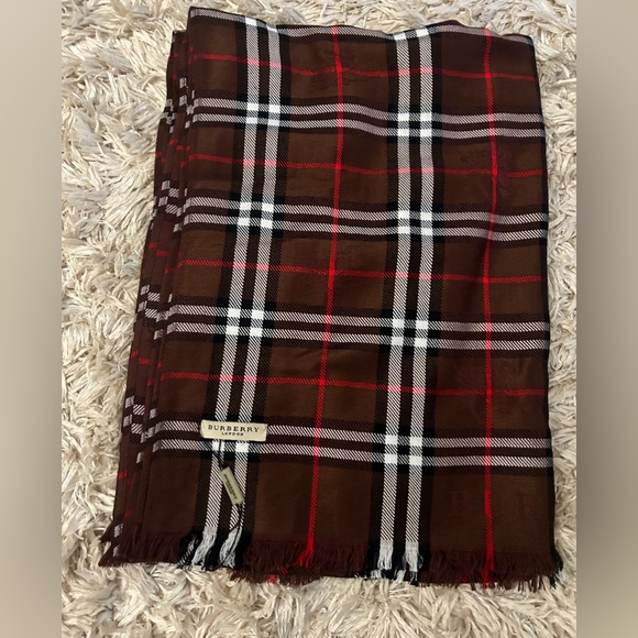 Burberry London Brown Tartan Check Print Scarf - Picture 3 of 8